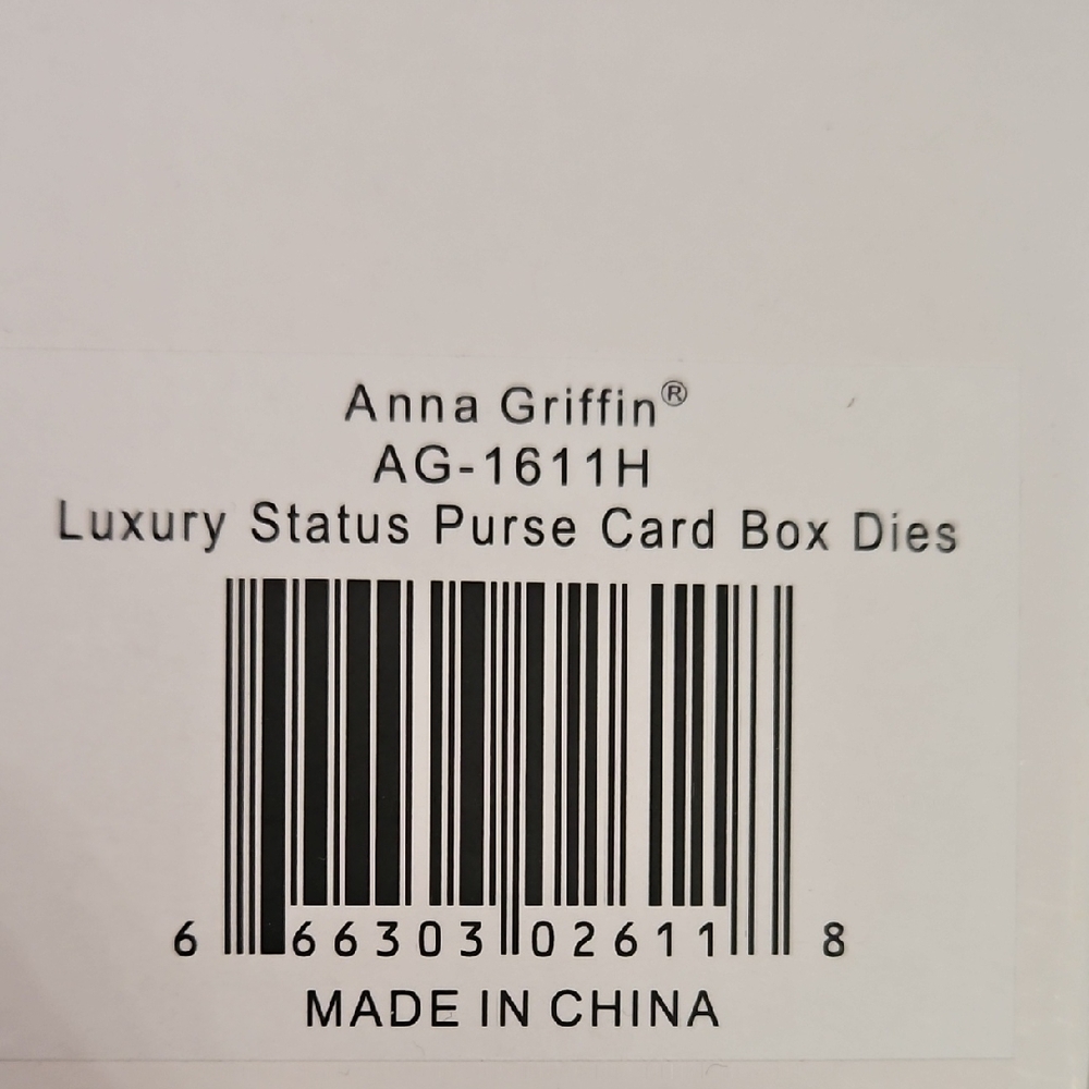 Anna Griffin Luxury Status Purse Card Box Dies
